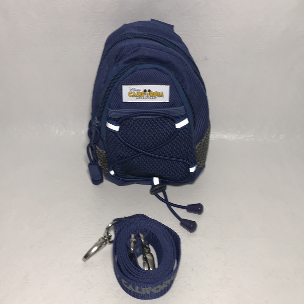 Disney Brand California Adventure Blue Crossbody Waist Bag Fanny Pack Crossbody